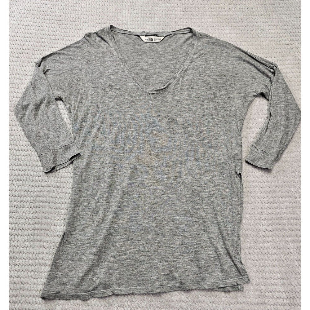 Women's North Face Gray Lightweight Soft‎ Slit Sides Size Medium small spot